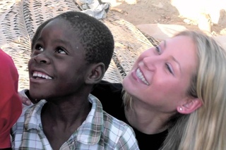 Anna Kournikova’s 5th Birthday Campaign Video