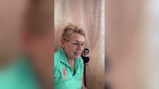 Новости: мэр ... на выход с вещами о селянках и селянах и... международный клуб на троих