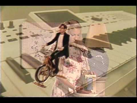 Hot Hot Heat Harmonicas Tambourines ( Official