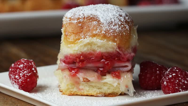 Sweet And Savory Monte Cristo Sliders