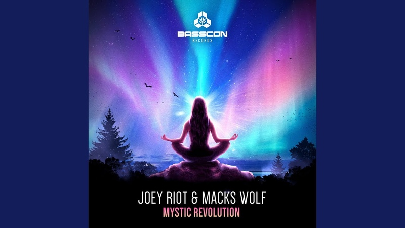 Joey Riot Macks Wolf Mystic