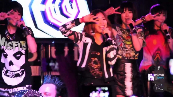 f(x) plays Hot Summer in Austin at SXSW 2013 (