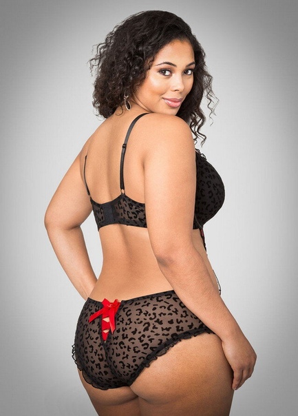 Chubby sexy curly lingerie