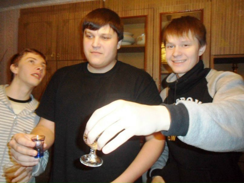 №1, Лёха Седов, 33 года №1, Лёха Седов, 33 года