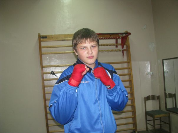 №21, Александр Меркуль, 29 лет, Дружный №21, Александр Меркуль, 29 лет, Дружный