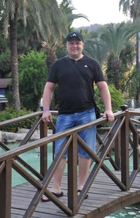 Николай Медведев