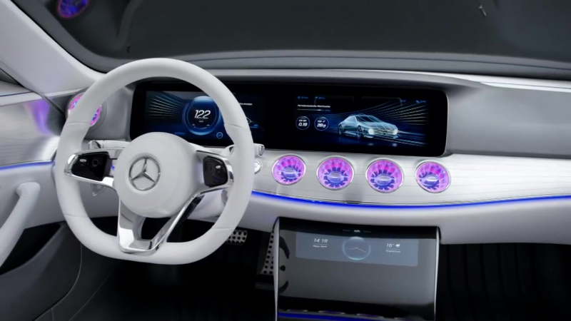 Manufacturer video Mercedes Benz IAA concept