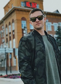Александр Максимов