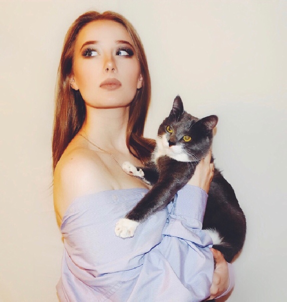 Arina fox