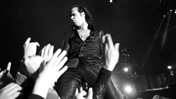 Nick Cave in a deep contact with fans on Primavera Sound 2013