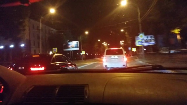 BMW X5 E53 4 8 vs RANGE ROVER SPORT 4 2