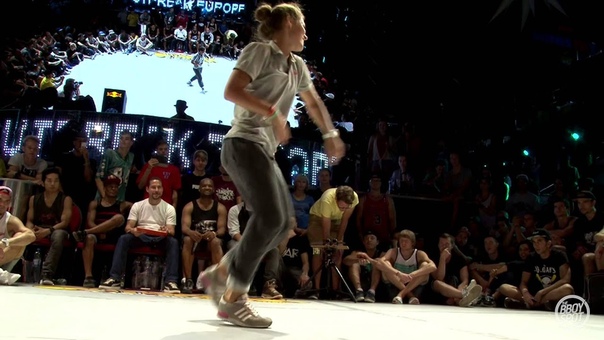 Outbreak Europe 2014 Bgirl Semifinal, Kate vs