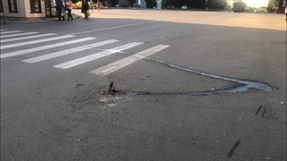 Бийчанка повредила авто и хочет, чтобы администрация возместила ущерб (Бийское телевидение)