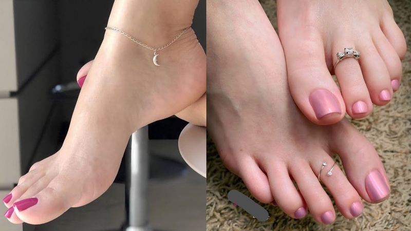 latest fashion of feet jewellery, nail paints ideas of beautiful feet of women,